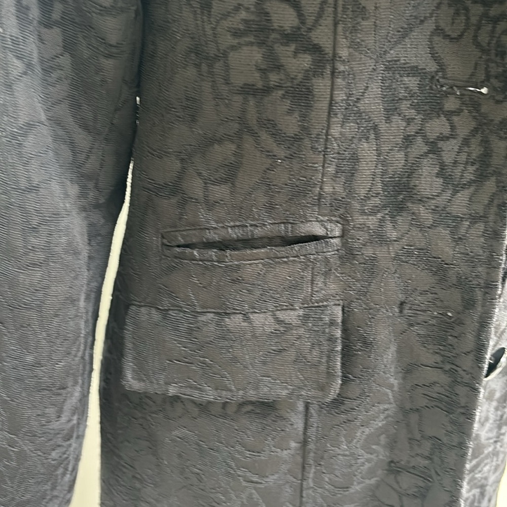 Black patterned Dress Coat By Xhilaration size small. Removable fur collar. - Picture 4 of 13
